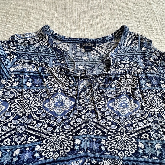 LUCKY BRAND Bell Sleeve Tie Neck Knit Top Blue White Elastic Hem Boho Women's M - Picture 3 of 12